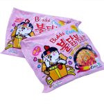 Samyang Buldak hot chicken flavor ramen (pink) 140 gm
