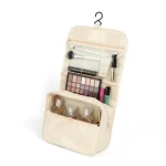 ⁦حقيبة تنظيم مستحضرات التجميل والأدوات الشخصية لون بيج⁩ - الصورة ⁦2⁩